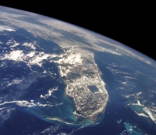 NASA Study Reveals Surprising Sea Level Increase for 2024 Global view of Florida