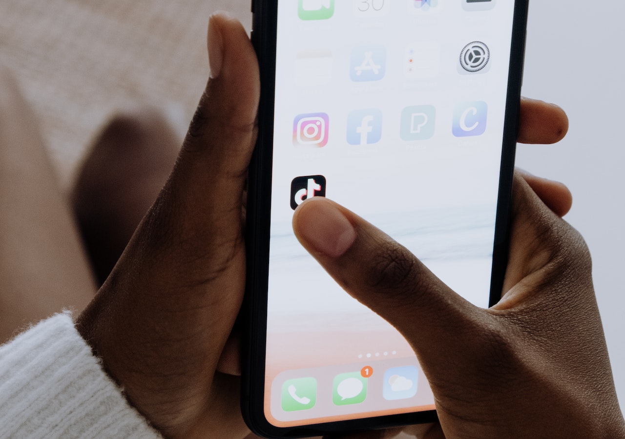 10 TikTok Hacks You Didn't Know Existed 10 TikTok Hacks You Didn't Know Existed