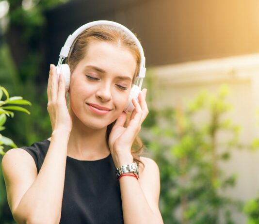 15 Best Free Music Download Sites/Apps To Legally Download Music For Free 15 Best Free Music Download Sites/Apps To Legally Download Music For Free
