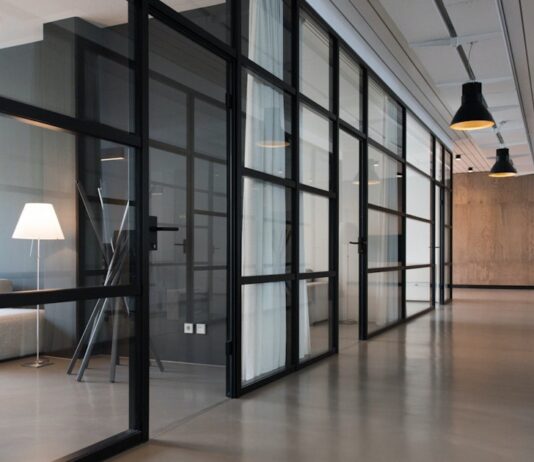 Transitioning from DevOps to Solutions Engineer: Connecting Tech and Business From DevOps engineer to solutions engineer: Bridging the gap between technology and business