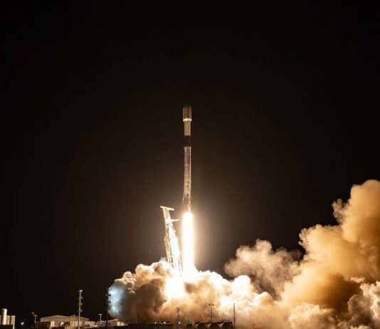 SpaceX sends 20 additional satellites for OneWeb’s LEO network SpaceX launches 20 spare satellites for rival OneWeb LEO constellation