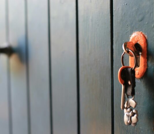 IT Security: 4 Strategies to Avoid Unintentional Secret Leaks Prevent secret exposure across IT: 4 tools and techniques