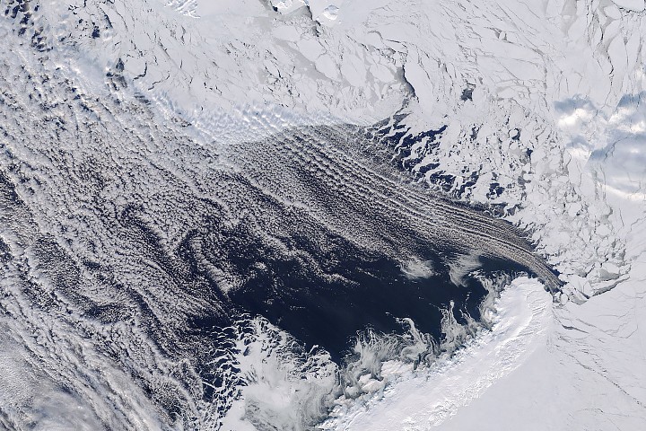 Barents Sea Tied to Low Arctic Sea Ice - NASA Science