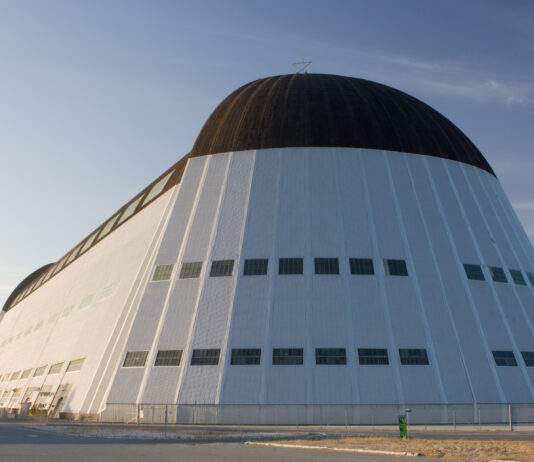 Revitalizing Hangar One: NASA’s Restoration Efforts. Hangar One at Moffett Federal Airfield, Moffett Field, California, in 2006.