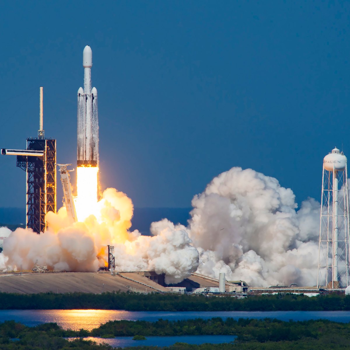 54069074925 a161b47f2e k.jpg NASA selects Falcon Heavy to launch Dragonfly mission