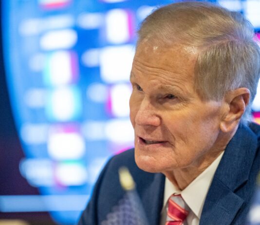 Nelson finds Musk-Putin discussion reports “worrisome” Nelson says reports of Musk-Putin conversations “concerning”