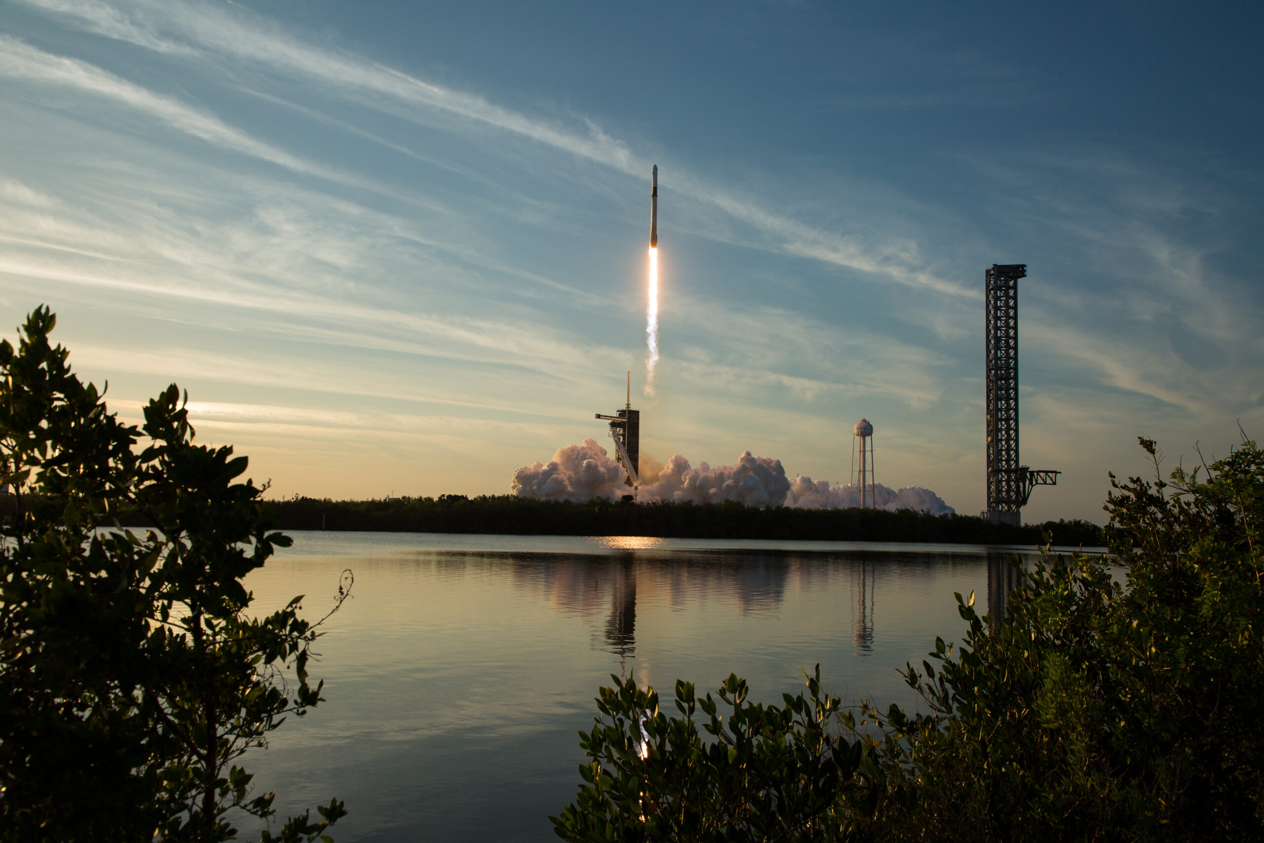 54387536034 dbc17313c8 o.jpg A SpaceX Falcon 9 rocket carrying the company