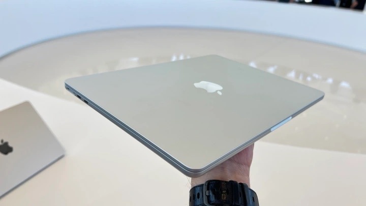 new MacBook Air M2