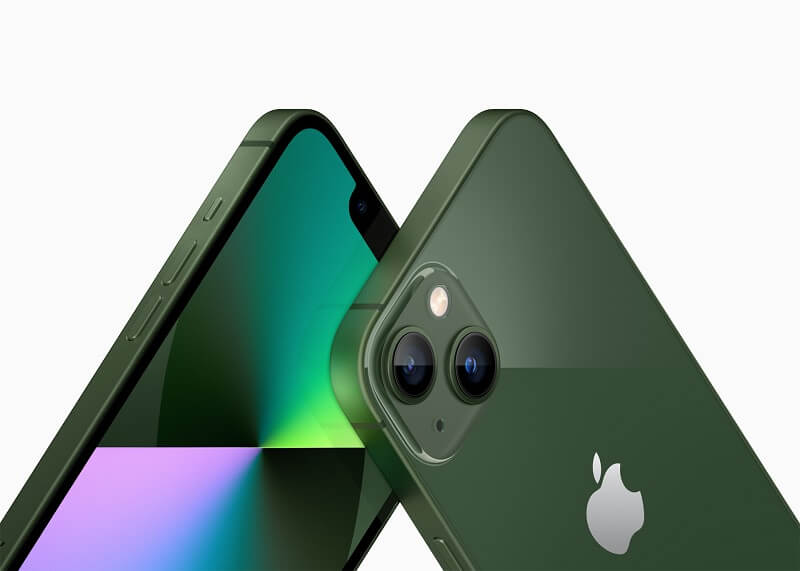 Apple-iPhone13-green-hero-2up-220308