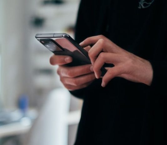 8 Ways You Can Get Benefit From Your Smartphone Benefit from your smartphone