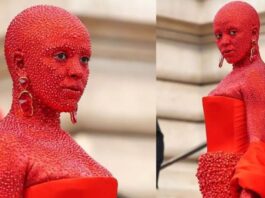 Doja Cat Arrived At The Schiaparelli Paris Fashion Week Show Doused In Red Paint And 30,000 Swarovski Crystals Doja Cat Arrived At The Schiaparelli Paris Fashion Week Show