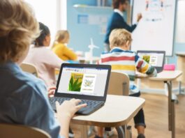 How To Enable Or Disable Changing Desktop Background In Windows 11 How To Enable Or Disable Changing Desktop Background In Windows 11