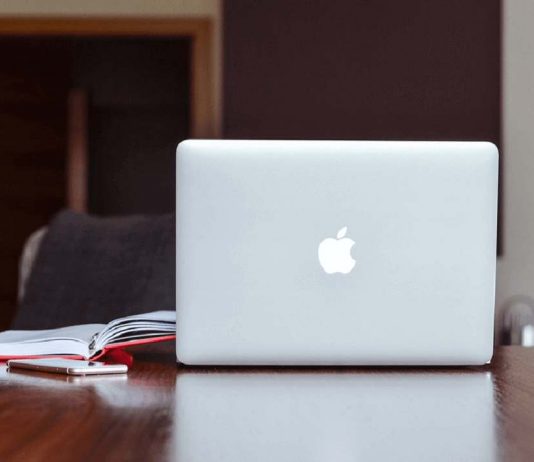 How To Make Mac Read Text Aloud 2022?