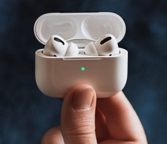 One AirPod Not Charging? Try These Fixes One AirPod not charging