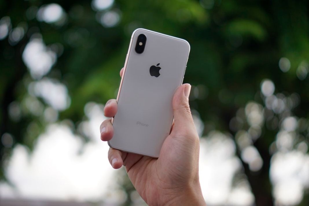 boost iPhone 13 memory and performance