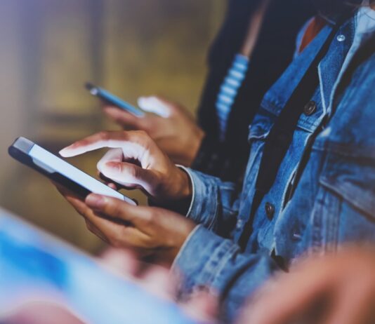 Meta’s Commitment to Ethical and Transparent AI Development in the UK Building AI Technology for the UK in a Responsible and Transparent Way | Meta