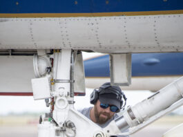 NASA picks finalists in student aircraft maintenance competition. NASA Selects Finalists in Student Aircraft Maintenance Competition