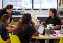 Cherokee Language Learners Connect Generations Through iPad and Mac Cherokee language learners bridge generations with iPad and Mac