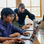 Apple Enhances Teacher Resources, Broadens Education Grant Initiative Apple launches new resources for teachers, expands education grant program