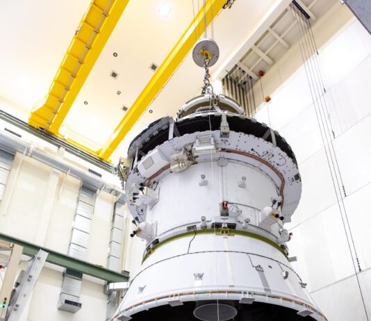 Media Invited to Artemis II Mission Events at Kennedy A massive crane lifts NASA’s Orion spacecraft out of the Final Assembly and System Testing cell and moves it to the altitude chamber to complete further testing on Thursday, Nov. 7, 2024, inside the Neil A. Armstrong Operations and Checkout building at NASA