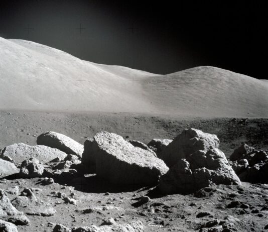 Understanding Lunar Regolith for Middle School Students – NASA What is Lunar Regolith? (Grades 5-8) - NASA