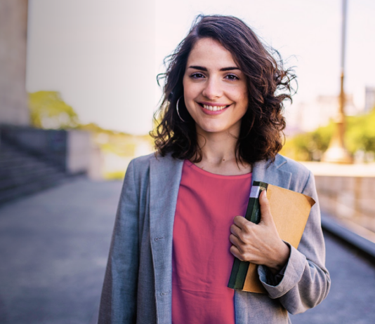 Optimizing Course Design to Boost Online Completion Rates From Start to Finish: How Early Course Design Can Drive Online Learner Completion - Coursera Blog