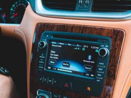 8 Tips To Fix Car Phone Issues With iPhone 13 pro Car Phone Issues With iPhone 13 pro