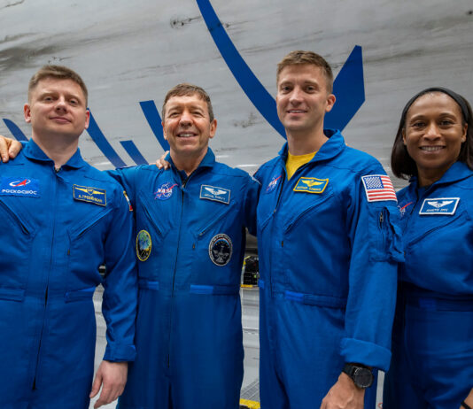 SpaceX Crew-8 Astronauts to Talk Science Mission with NASA NASA’s SpaceX Crew-8 Astronauts to Discuss Science Mission - NASA