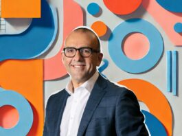 EY’s David Larocca integrates Microsoft 365 Copilot daily EY Regional CEO David Larocca on weaving Microsoft 365 Copilot into his day’s DNA - Source Asia