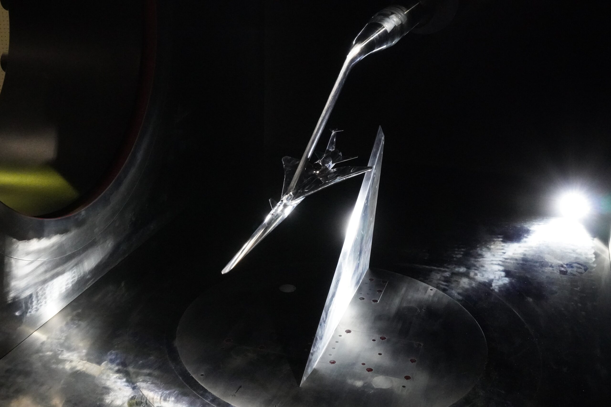 X-59 scaled model inside the JAXA supersonic wind tunnel.