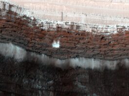 NASA Observes Mars’ New Year: Avalanches and Icy Eruptions 66-foot-wide (20-meter-wide) chunk of carbon dioxide frost on Mars