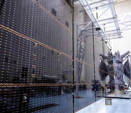 Media Invited to NASA’s Europa Clipper Launch Event A close up image of a set of massive solar arrays measuring about 46.5 feet (14.2 meters) long and about 13.5 feet (4.1 meters) high on NASA’s Europa Clipper spacecraft inside the agency’s Payload Hazardous Servicing Facility at Kennedy Space Center in Florida.
