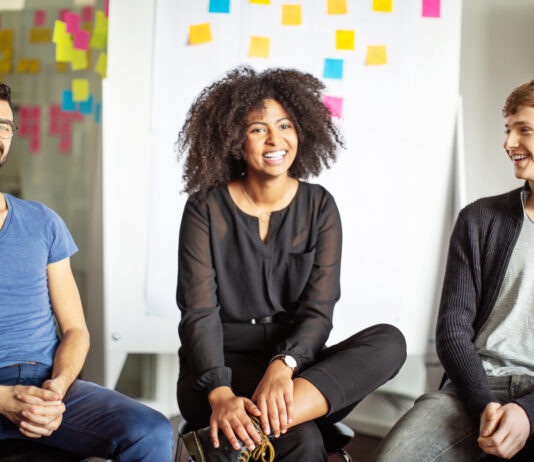 Wharton Online launches AI creativity course for professionals New course from Wharton Online helps professionals master creativity in the age of AI - Coursera Blog