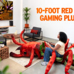 Grounded 2’s Game Preview Debut Celebrated with Giant Ant Plush Grounded 2 Giant Plush Hero Image