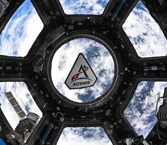 Artemis II Set for Liftoff – NASA’s Next Mission Begins The Artemis program patch in the space station