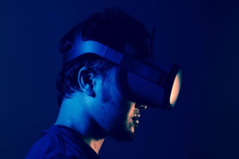 How to Cast Oculus Quest 2 On TV ?