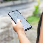 How To Share Live Location With Someone In iMessage On iPhone