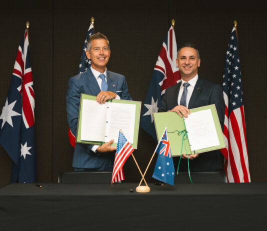 NASA and Australia Forge New Aeronautics and Space Partnership NASA signs US-Australia Agreement on Aeronautics, Space Cooperation - NASA