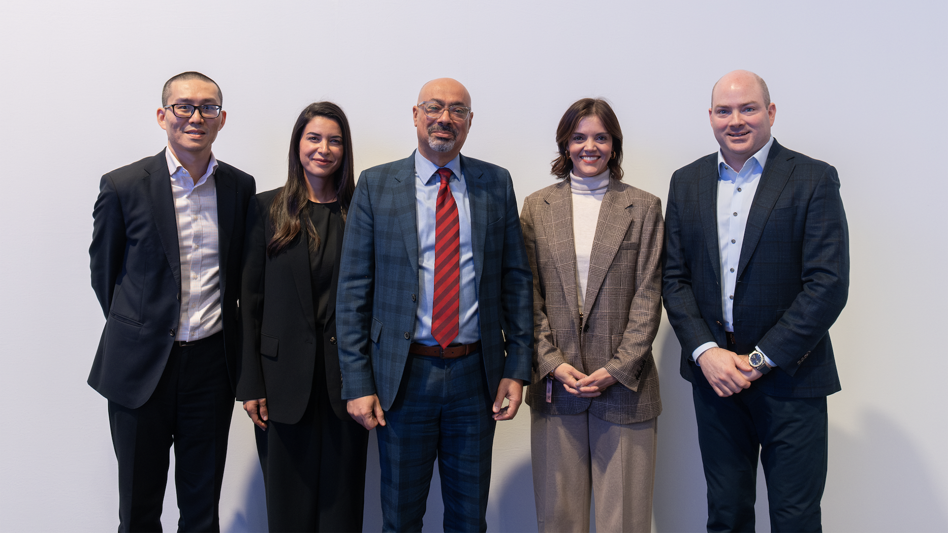 e& Collaborates with IBM to Launch Pioneering End-to-End AI Governance Platform