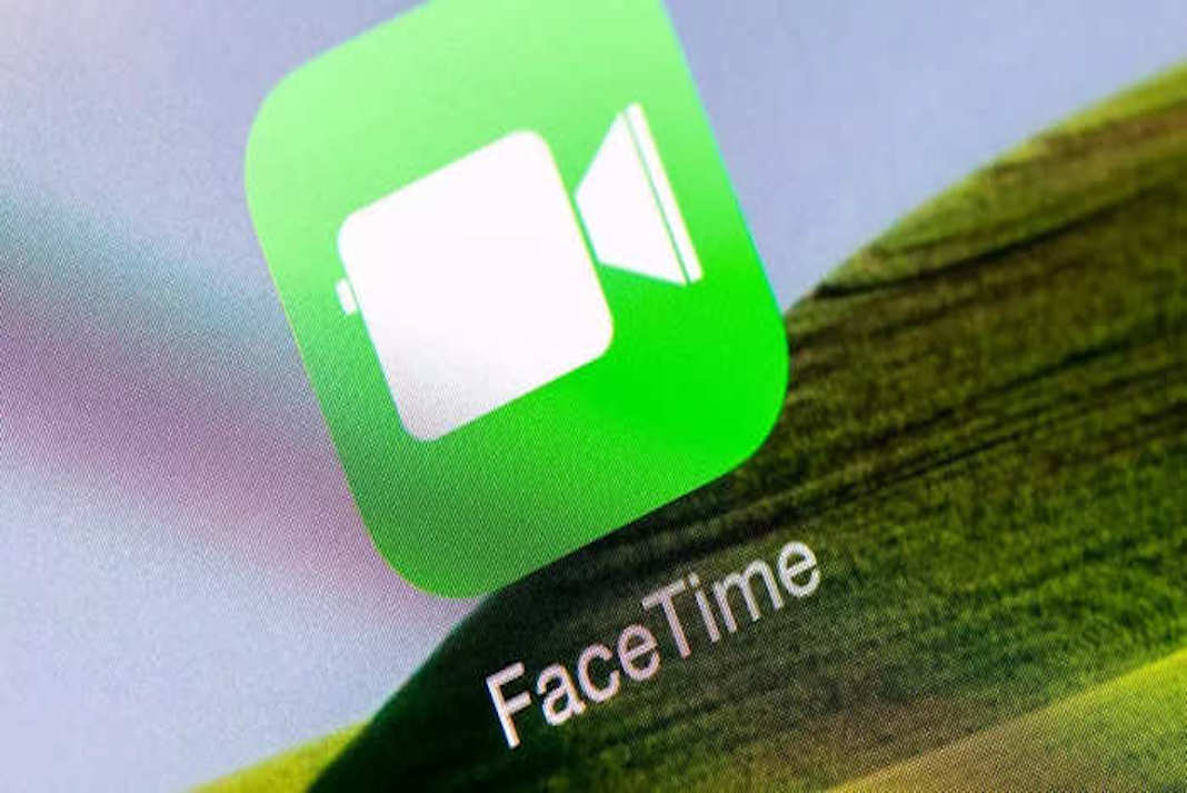 How To Blur Your Background In FaceTime Calls