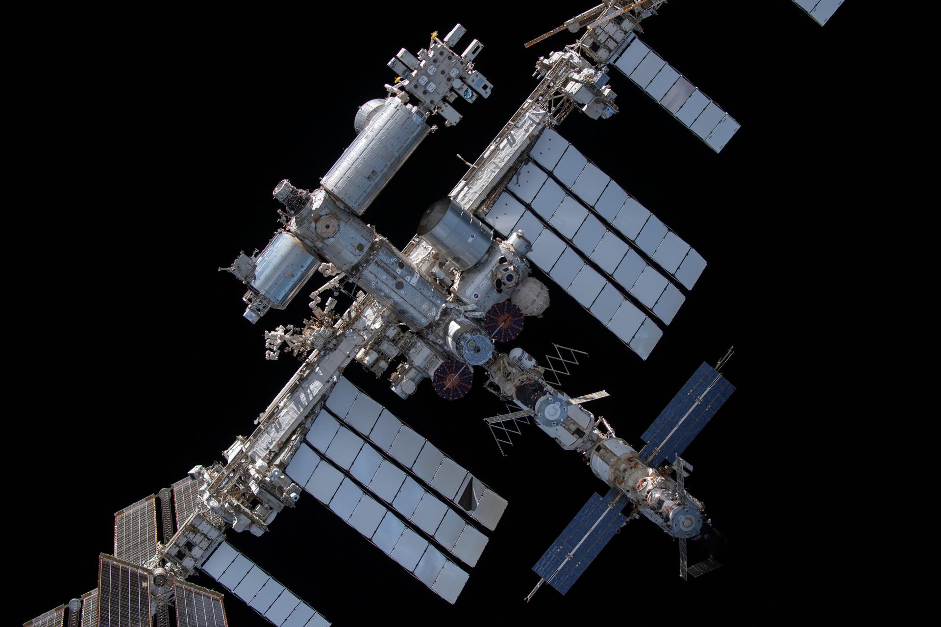 iss066e080432large.jpg NASA Kicks Off Biological Research Aboard Space Station - NASA