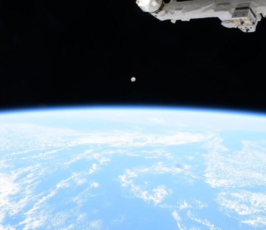 NASA Seeks Public Feedback on Microgravity Strategy for Low Earth Orbit NASA Invites Public Input on Low Earth Orbit Microgravity Strategy - NASA