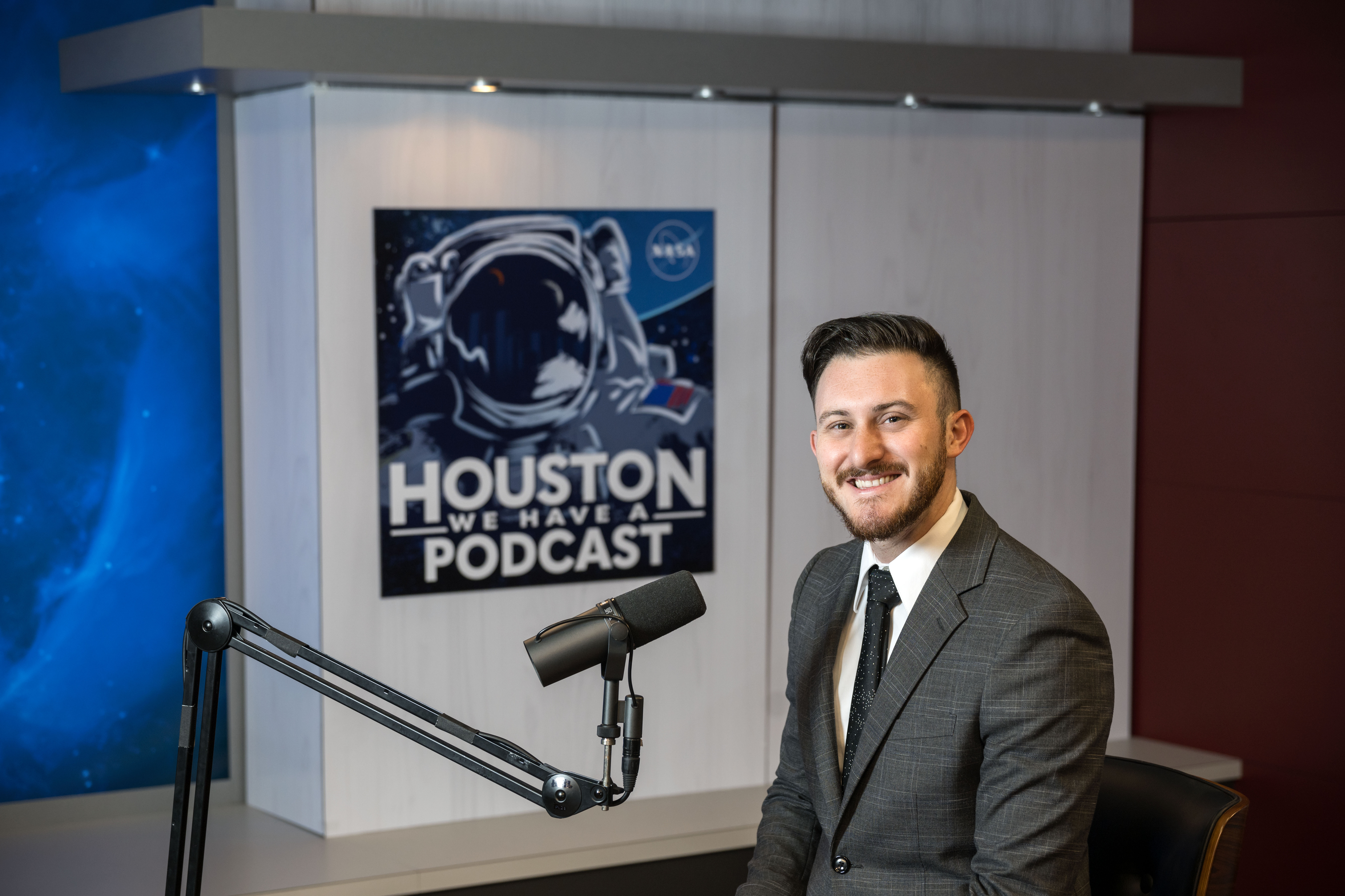 jsc2024e059528.jpg Public Affairs Manager Gary Jordan smiles at the camera from where he sits in Studio B at NASA