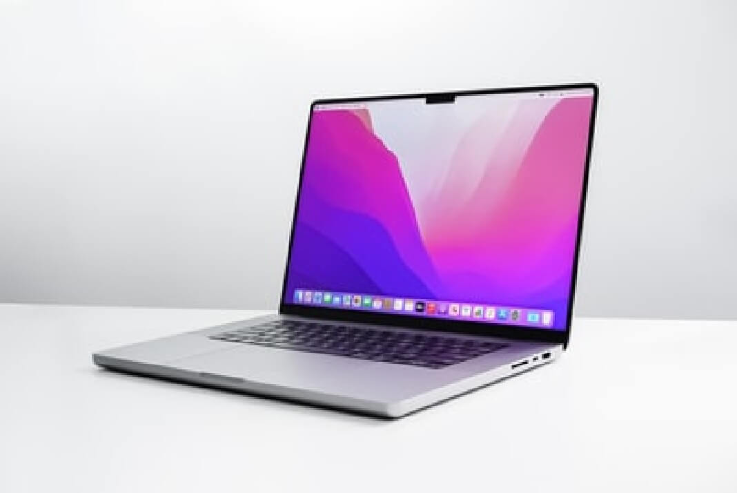 macOS How To Install macOS Monterey Using Oracle VM VirtualBox?