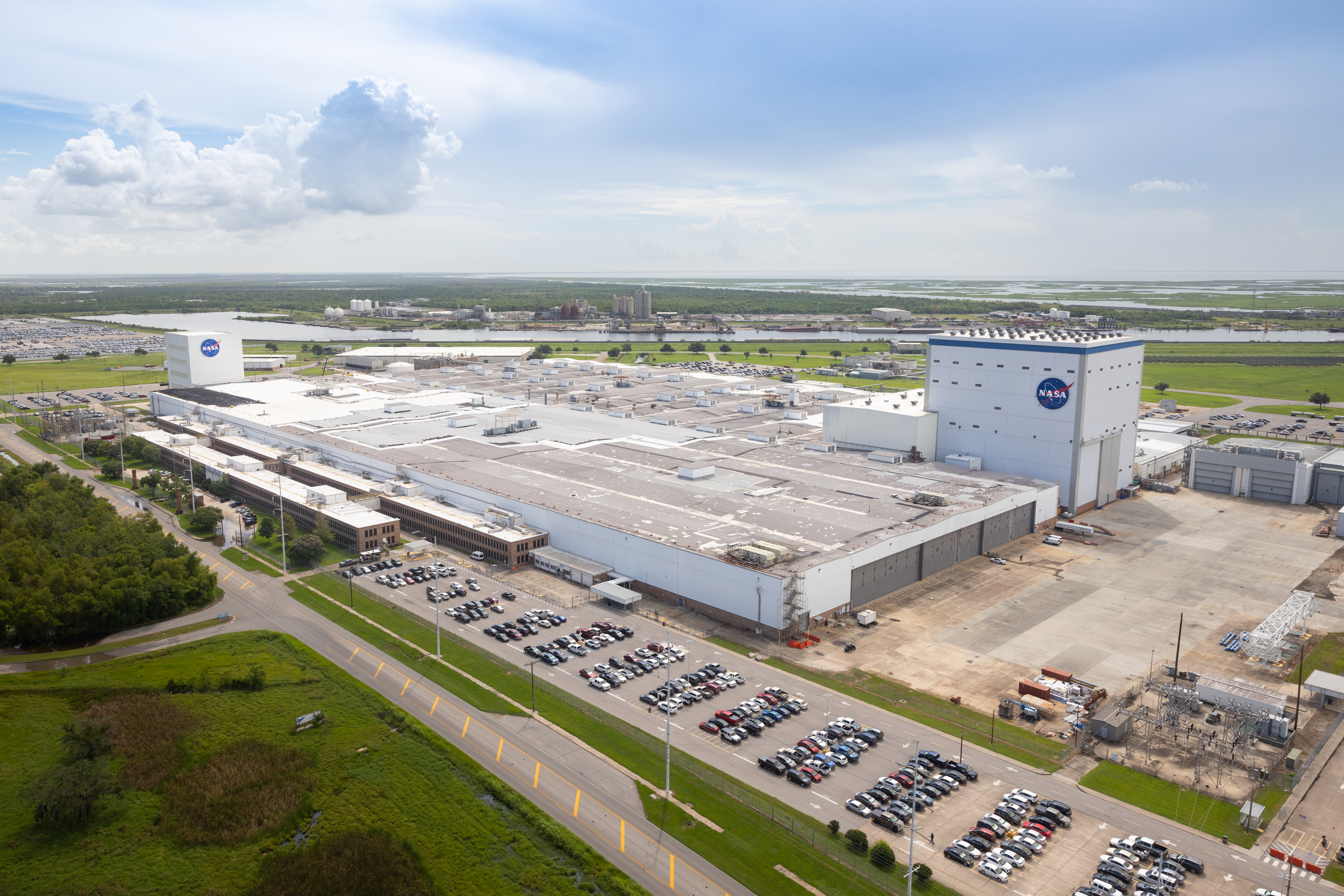 maf 20240717 facility aerials 02 1.jpg NASA’s Michoud Assembly Facility in New Orleans, includes 43 acres of manufacturing space under one roof — a space large enough to contain more than 31 professional football fields. Credit: NASA