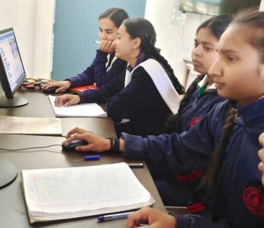 Lenovo and Motorola aid students with modern skills training Lenovo India and Motorola Mobility partner with Muskaan Dreams to empower government school students with 21st century skills - Lenovo StoryHub