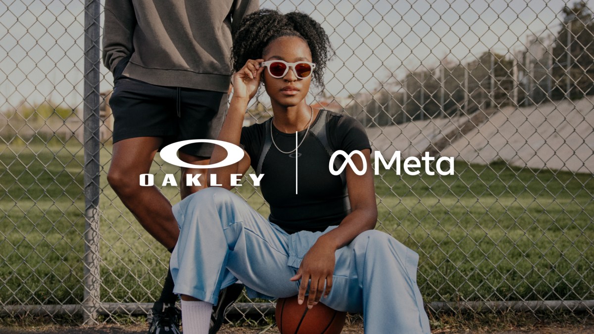 oakley x meta social share.jpg Introducing Oakley Meta Glasses, a New Category of Performance AI Glasses