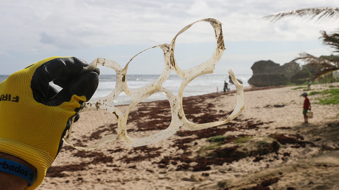 ocean plastic 1140x640.jpg How Nuclear Tech Could Revolutionise Plastic Recycling