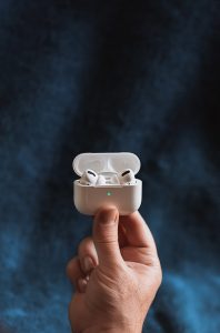 Connect And Disconnect AirPods To Windows 11