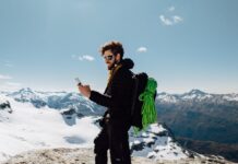 New Zealand launches countrywide Starlink service for smartphones. New Zealand first to provide nationwide direct-to-smartphone Starlink service